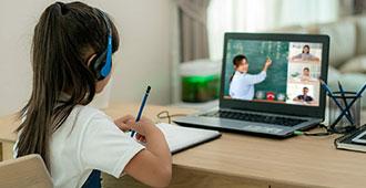 Digital education with Recoursio